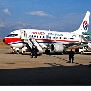 中卫沙坡头机场托运航空快运业稳步发展的原因是什么？
